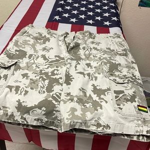 Quicksilver medium cotton short RASTA SHORTS LION OF JUDA